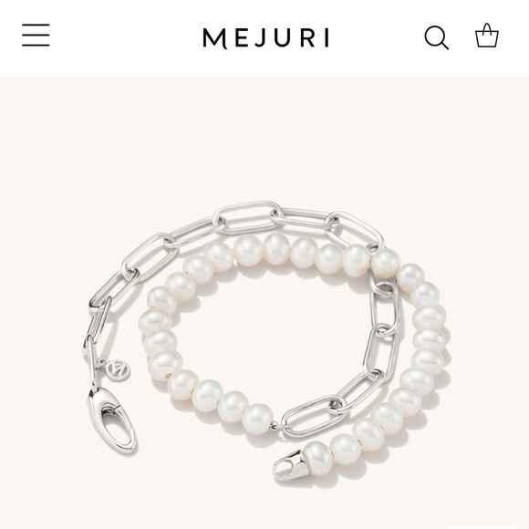 Mejuri Dual Pearl Wrap Bracelet - Picture 6 of 7